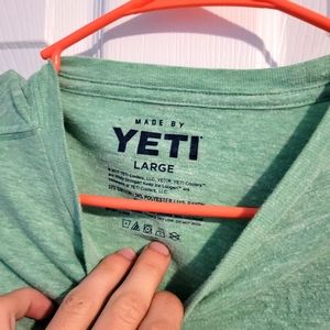 Yeti drink like a fish mens tshirt size L